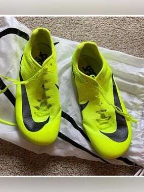 Nike Size 8.5. Nike zoom rival sprinting spike shoes running track and field